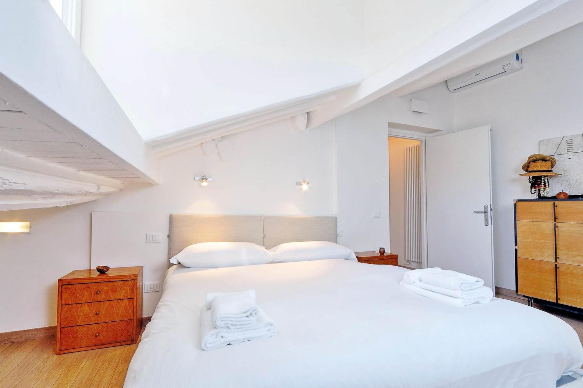 Apartamento Pantheon Charming Attic | Romeloft Exterior foto