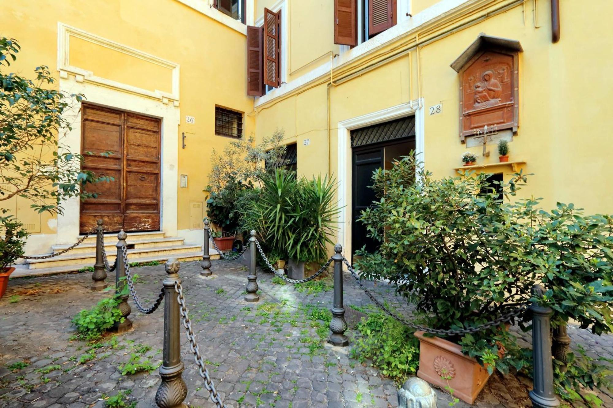 Apartamento Pantheon Charming Attic | Romeloft Exterior foto